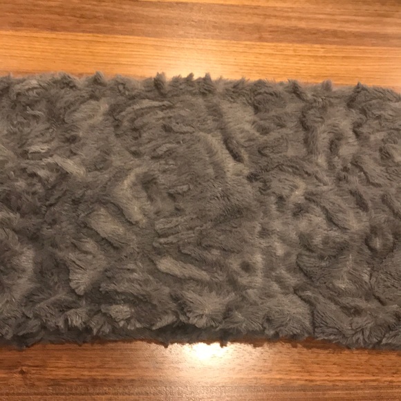 EUC infinity scarf 🧣 🧣 - Picture 3 of 4